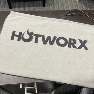 HotWorx Yoga mat protector